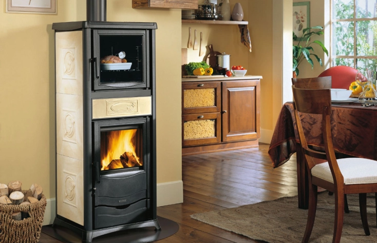 La Nordica Rossella Plus Forno - krbová kamna