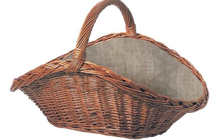 Proutěný koš na dřevo s pytlovinou