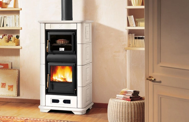 Piazzetta E900 M con forno - krbová kamna