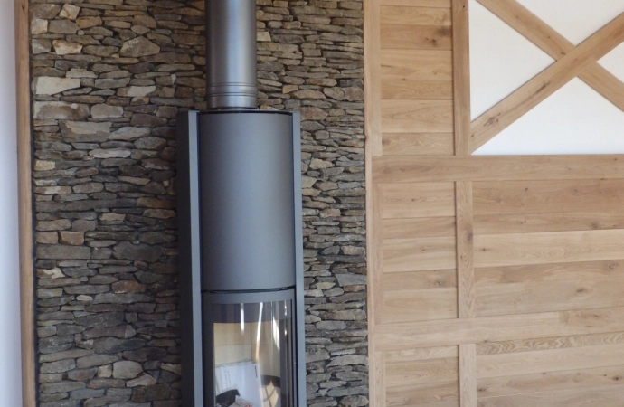 Krbová kamna Stuv 30 s otočnými dvířky